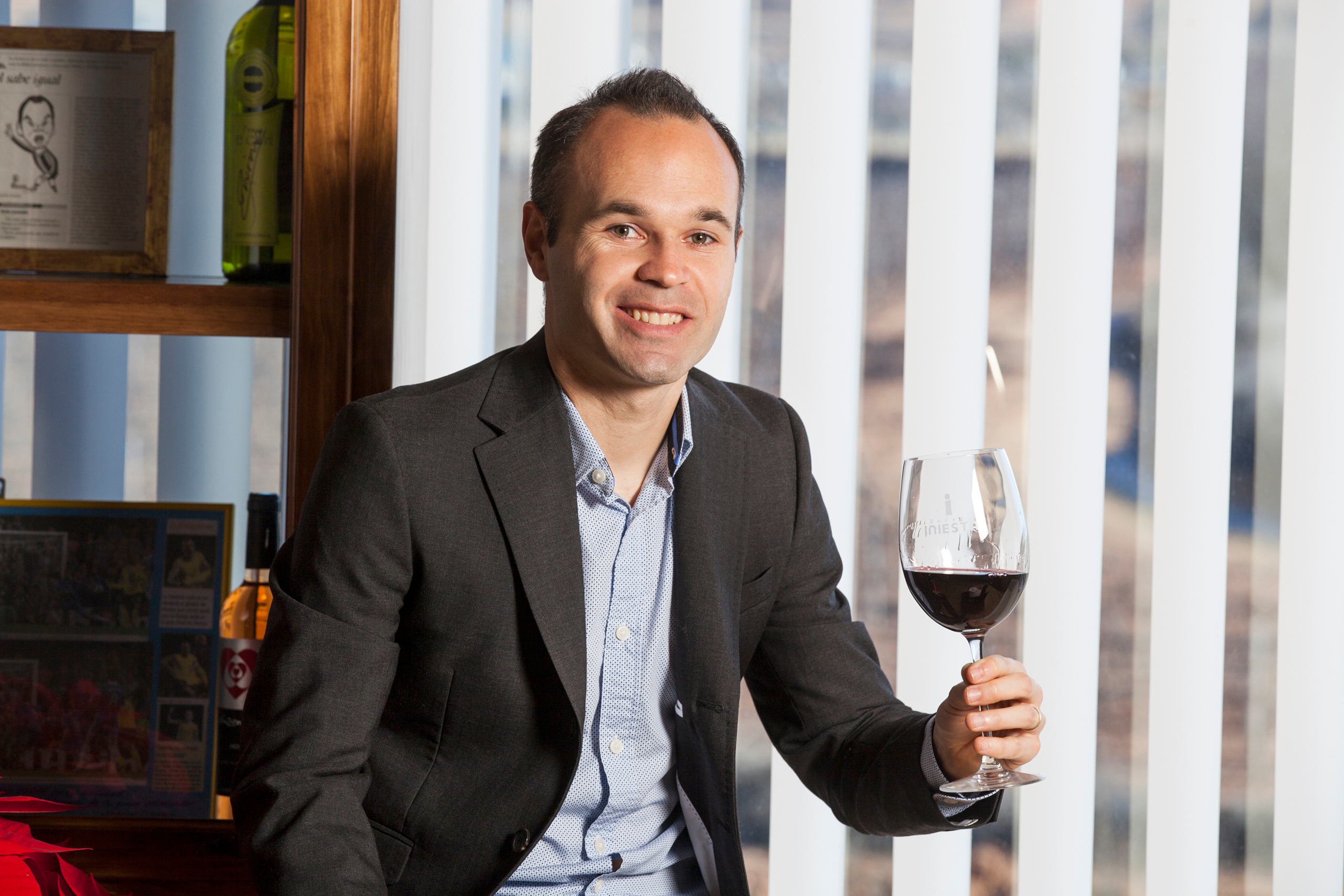 超高情商!阿韦洛亚语言艺术拉拢球员与球迷,赛后措辞滴水不漏